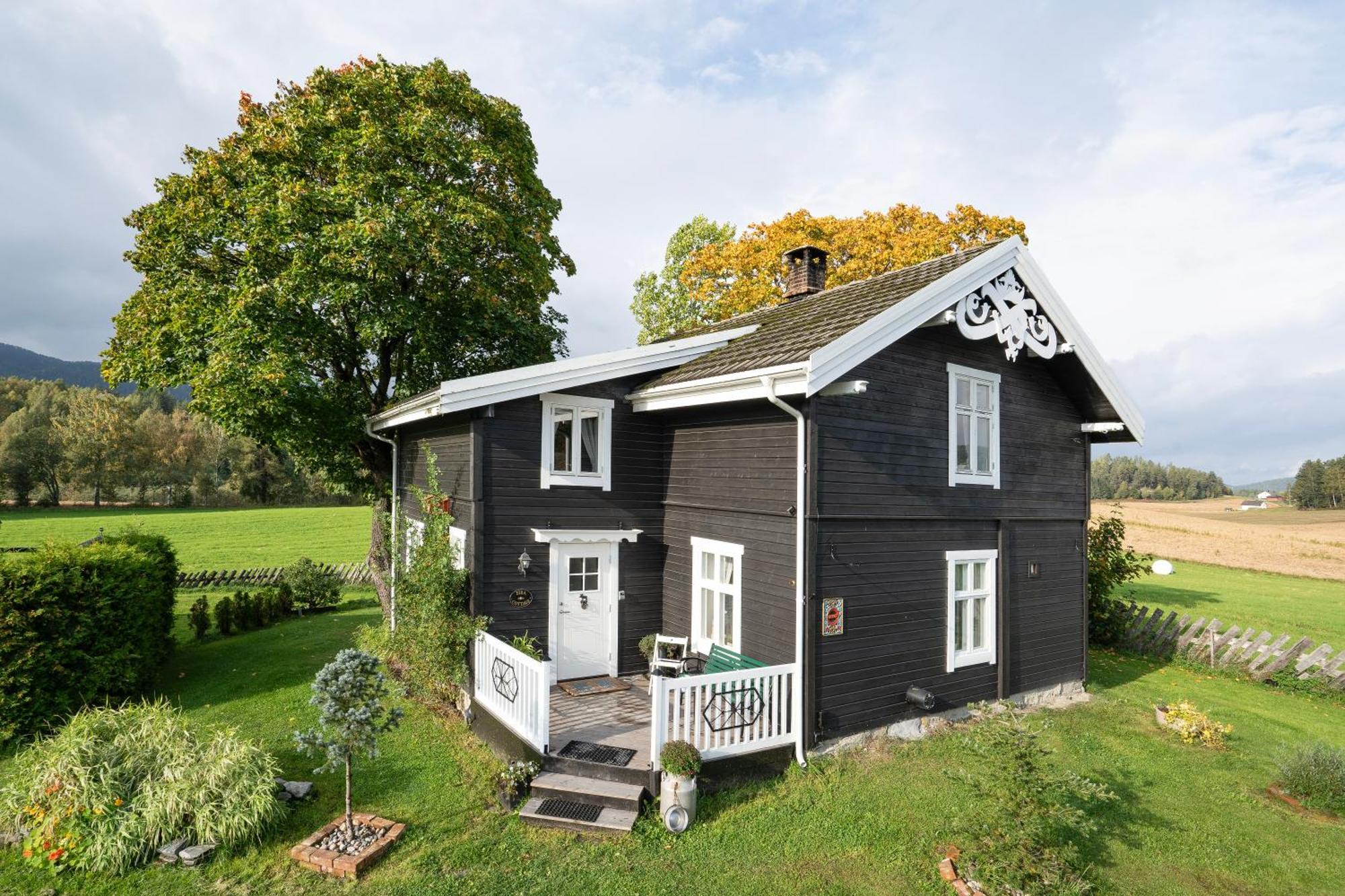 Eika Cottage: Cozy, rural, spacious&well-equiped Amot  Esterno foto